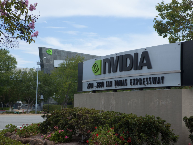 輝達(Nvidia Corp.)搭上ChatGPT引爆的人工智慧(AI)順風車 圖 / Canva